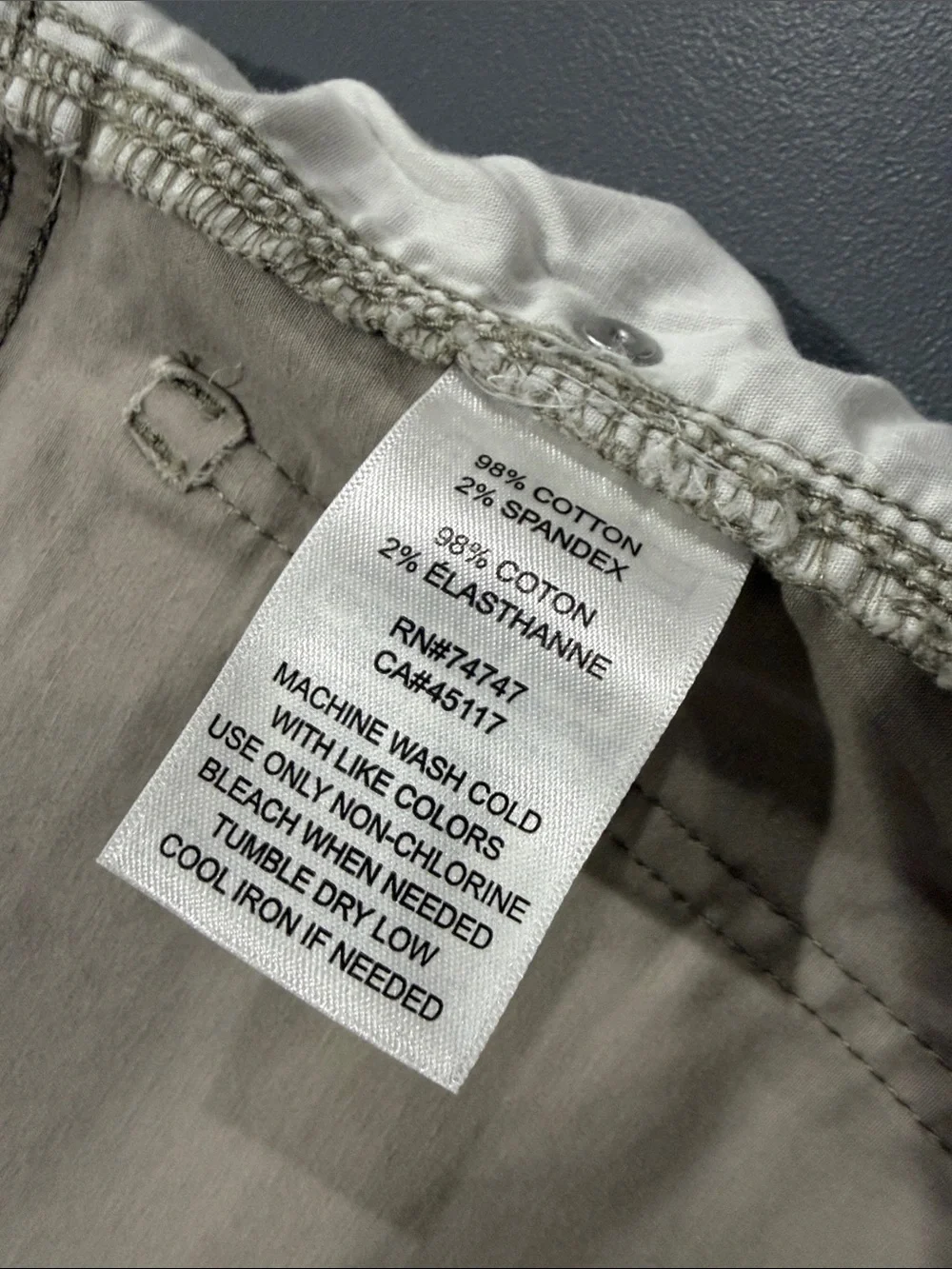 Men's Casual Shorts in Light Khaki